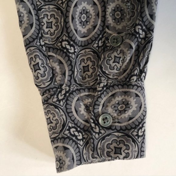 EQUIPMENT Signature Slim 100% Silk Gray Medallion - Picture 6 of 10